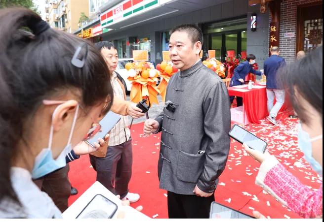 华阳分馆8.jpg 华阳分馆8.jpg